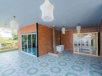 villanin hotel and spa golden triangle
