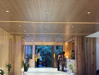 Wisteria Crystal Manor,,3 star