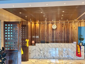 Wisteria Crystal Manor,,3 star