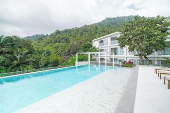 Seavale Patong Phuket,,3 star