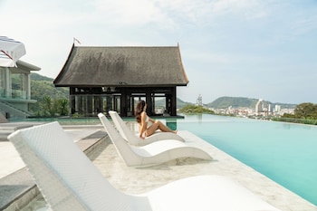 Seavale Patong Phuket,,3 star