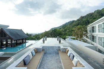seavale patong phuket