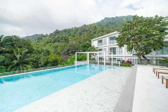 seavale patong phuket
