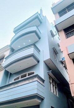 Sree Jee Stay,,2 star
