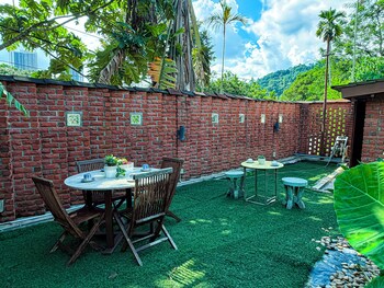 serene palm heritage tropical villa