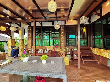 serene palm heritage tropical villa