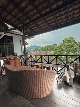 serene palm heritage tropical villa