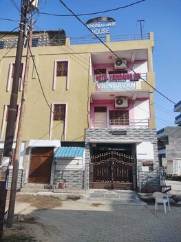 hotel vrindavan inn
