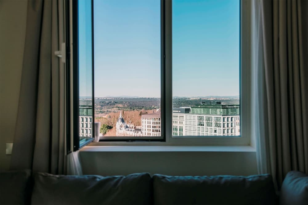 dear hotel madrid