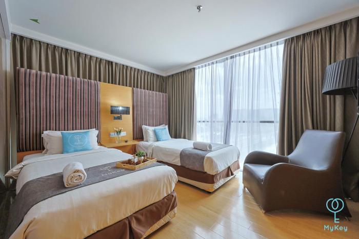 empire suites subang by mana mana
