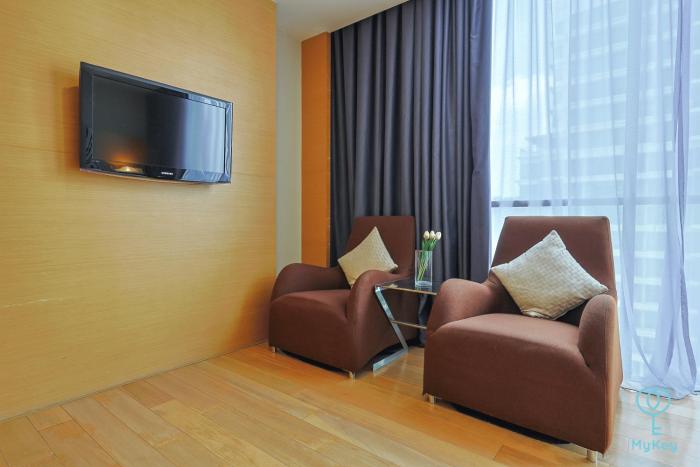empire suites subang by mana mana
