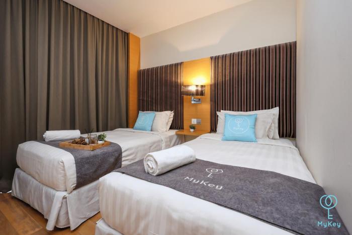 empire suites subang by mana mana