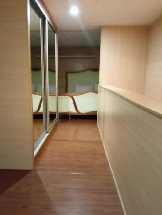 empire suites subang by mana mana