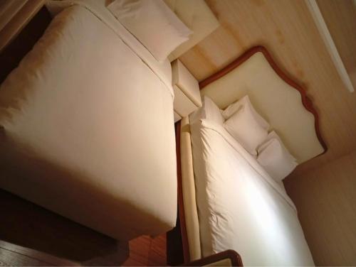 empire suites subang by mana mana