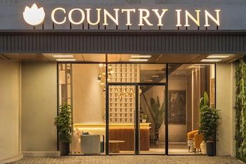 country inn varanasi
