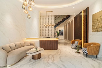 country inn varanasi