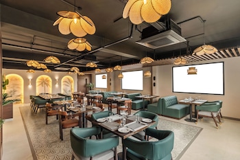 country inn varanasi