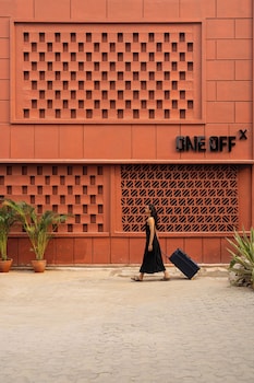 oneoff x assi a boutique homeotel