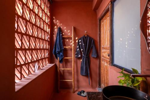 oneoff x assi a boutique homeotel