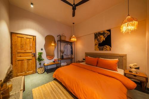 oneoff x assi a boutique homeotel