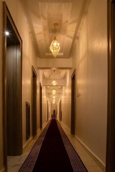Hera Hospitality Limited,,3 star
