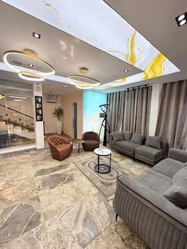 Bottega Apartment & Suites,,3 star