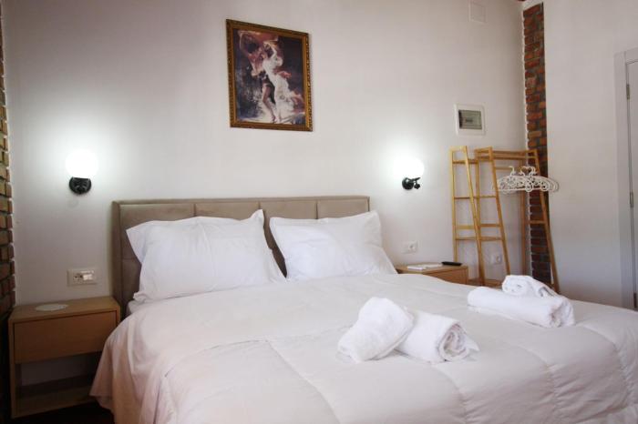 hotel buzi berat