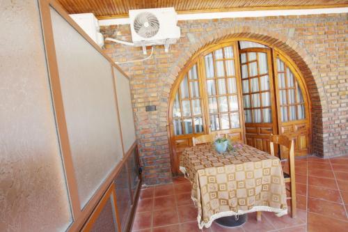 hotel buzi berat