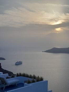 diamond on the cliff hotel andsuites