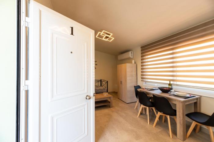 demis apartments near athens airport