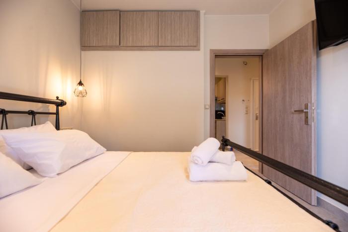 demis apartments near athens airport