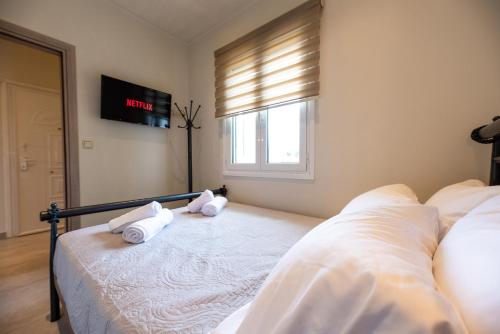 demis apartments near athens airport