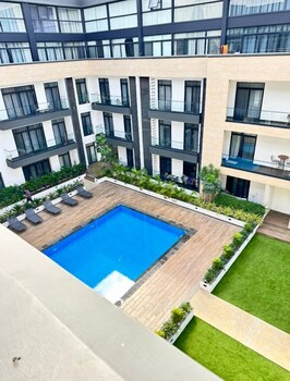 2 bedroom duplex apartment