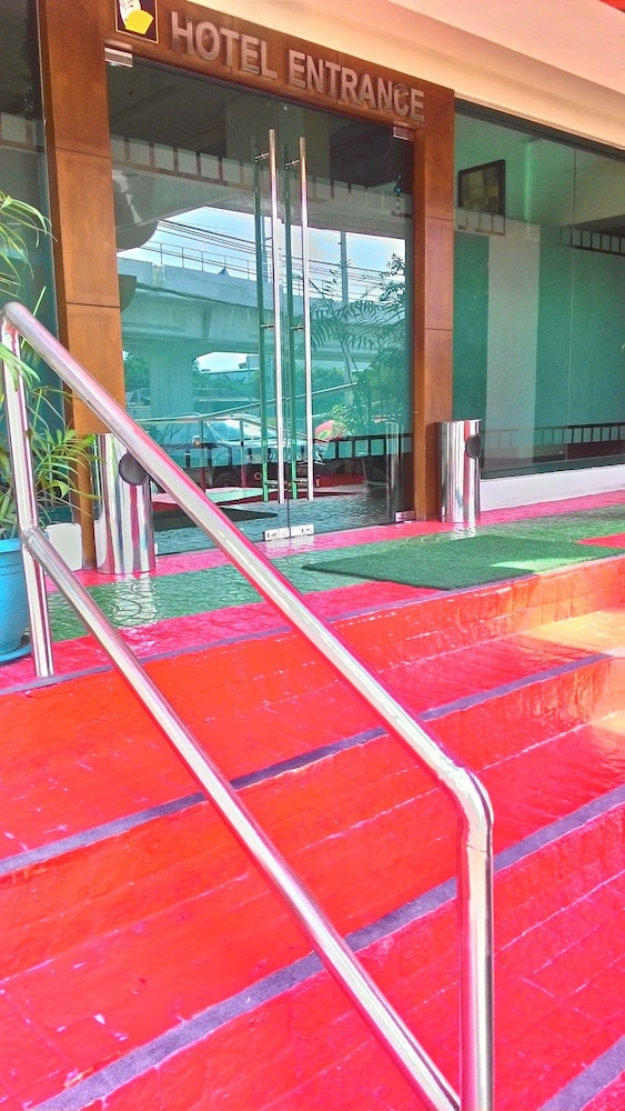 hotel sogo santolan