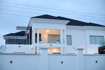 Villa Hills Hotel,,3 star