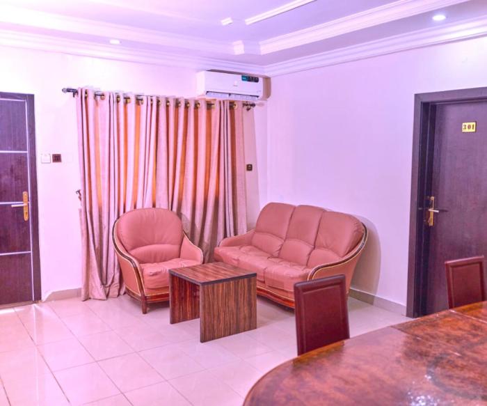 bosanic hotel and suites