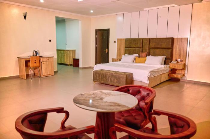 bosanic hotel and suites