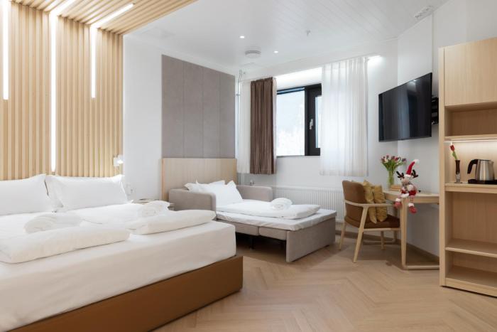 polar nook hotel