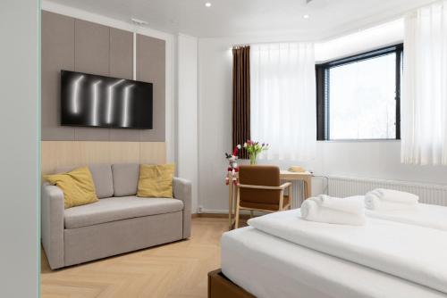 polar nook hotel