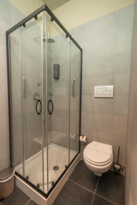 noah gate hotel and suites