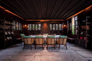 grandjoli damei huasu yunbanshan view resort