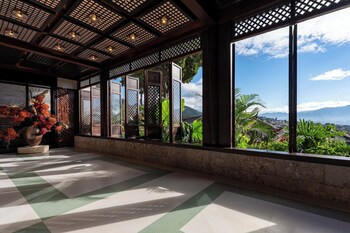 grandjoli damei huasu yunbanshan view resort