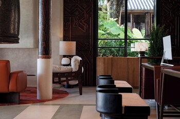 grandjoli damei huasu yunbanshan view resort