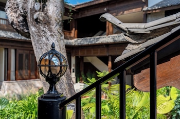 grandjoli damei huasu yunbanshan view resort