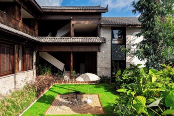 grandjoli damei huasu yunbanshan view resort