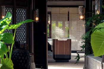 grandjoli damei huasu yunbanshan view resort