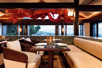 grandjoli damei huasu yunbanshan view resort