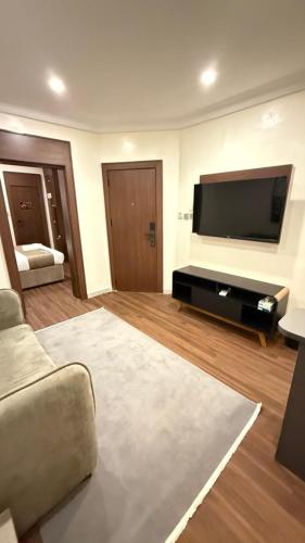 moz one executive guest rooms amore