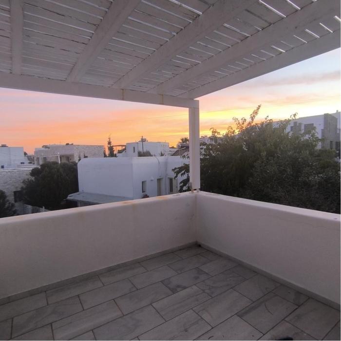 theros casa logaras