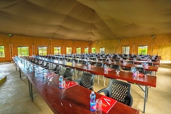 muthu mara river lodge